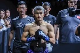 早报：容错率大考，玩的就是心跳